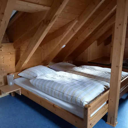 Haus 2 *